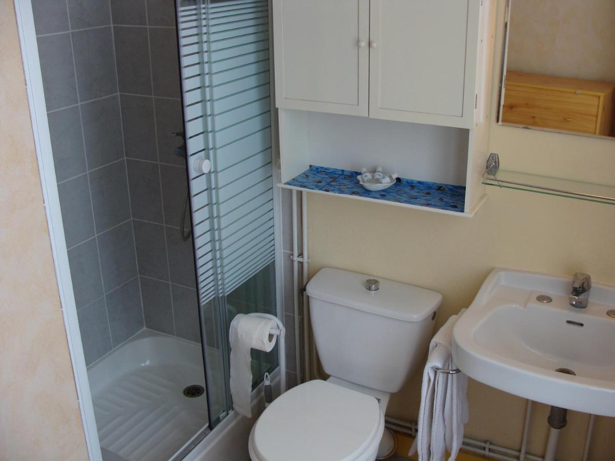Hôtel de L'Arrivée Fouras Habitación foto